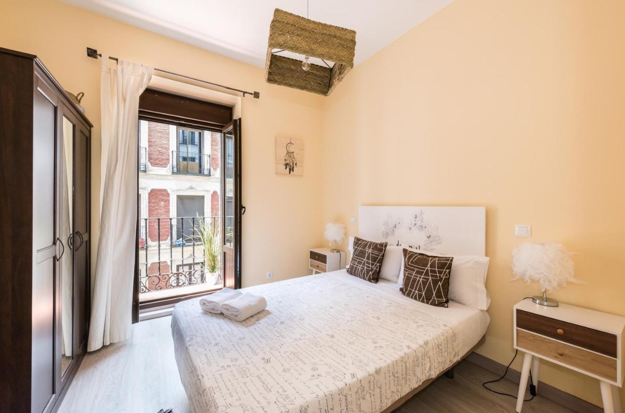 La Casa De Miguel Servet Madrid Buitenkant foto
